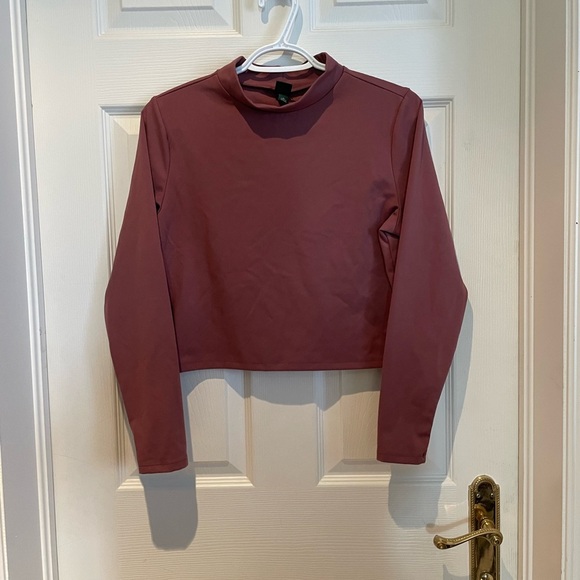 Long sleeve crop top - Picture 1 of 3